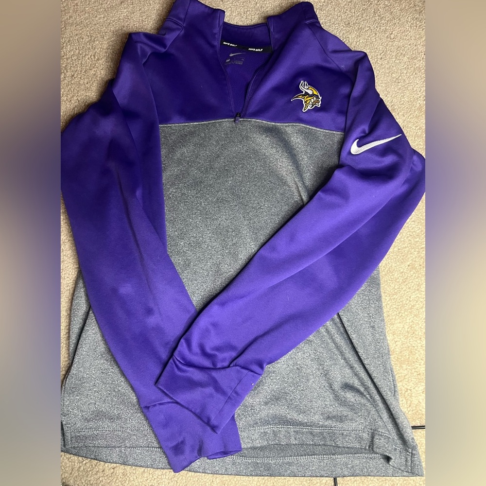 Women’s Nike MN Vikings Quarter-Zip Pullover